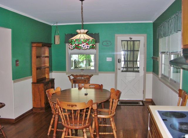 5733 Garden Valley Road, Newburgh, IN 47630