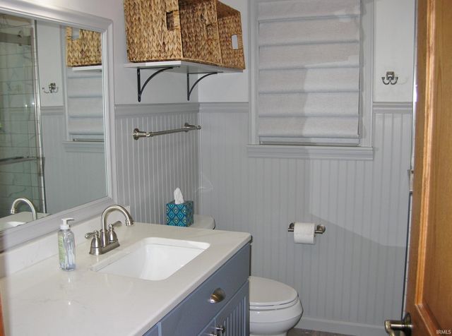 5733 Garden Valley Road, Newburgh, IN 47630