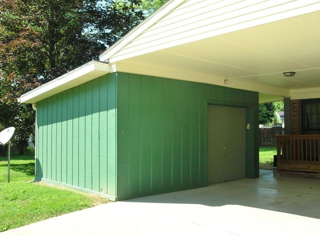 5733 Garden Valley Road, Newburgh, IN 47630