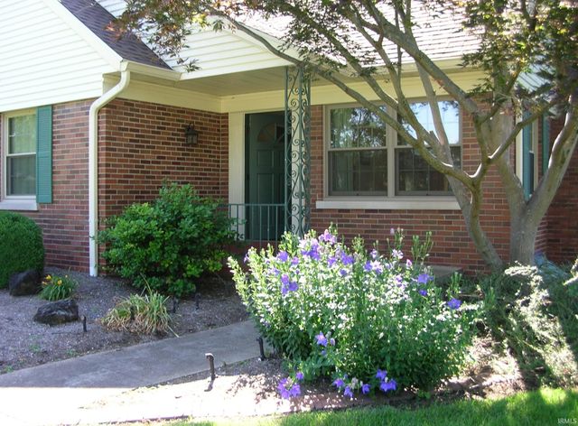 5733 Garden Valley Road, Newburgh, IN 47630