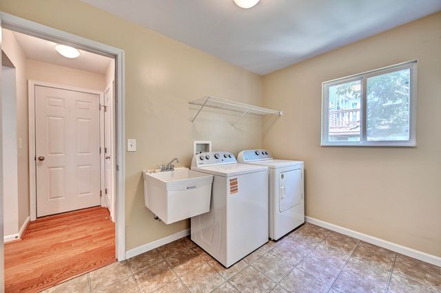 3943 Woodgate Court, Erlanger, KY 41018
