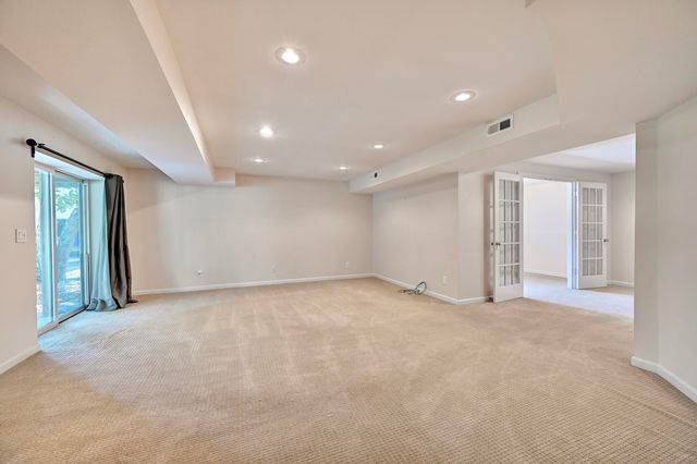 3943 Woodgate Court, Erlanger, KY 41018