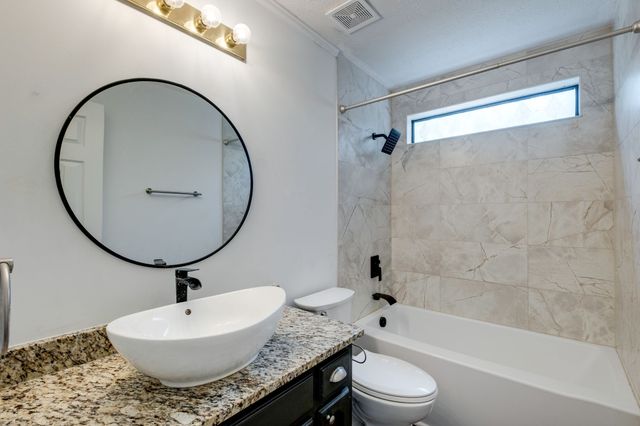 308 Oakdale Dr, White House, TN 37188