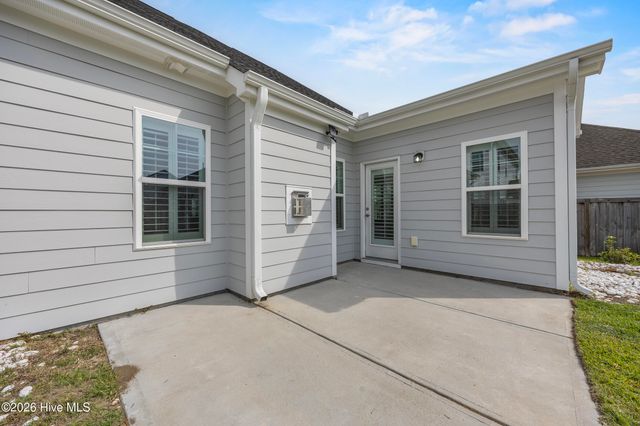 8916 Cobble Ridge Drive, Wilmington, NC 28411