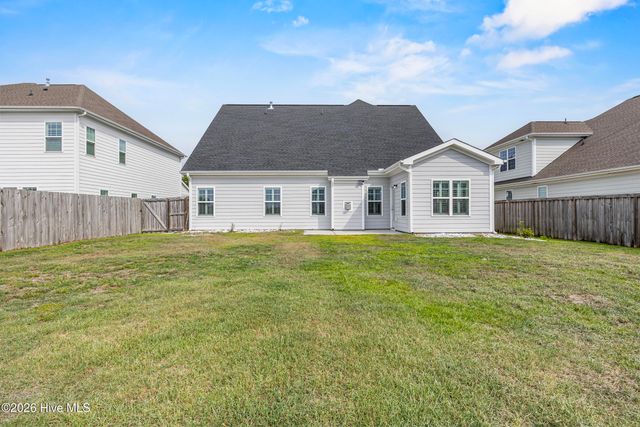 8916 Cobble Ridge Drive, Wilmington, NC 28411