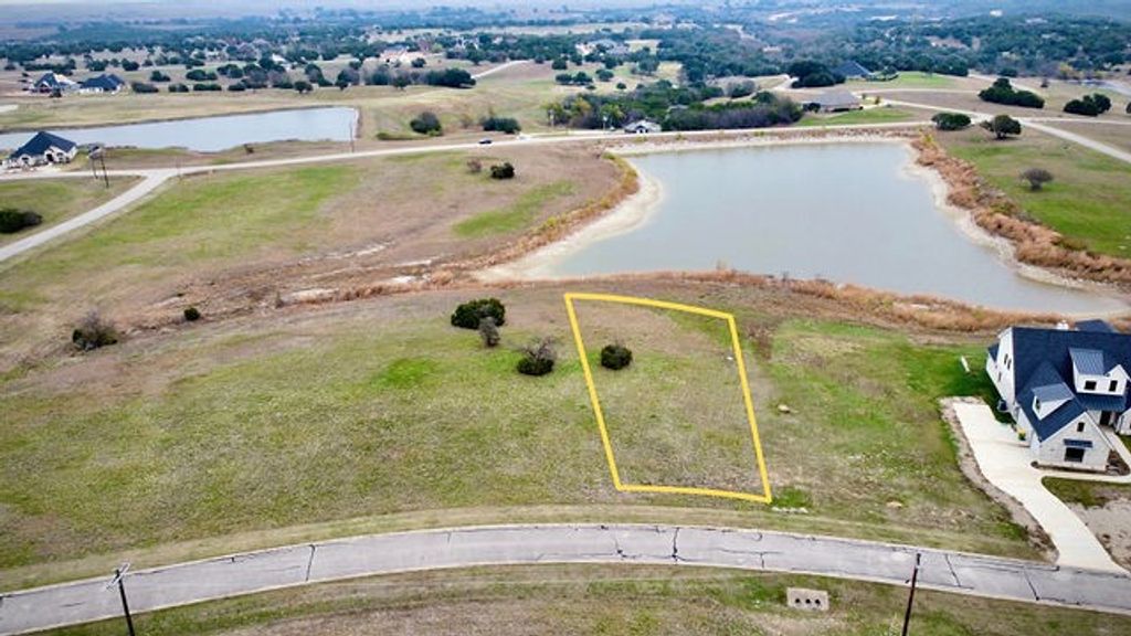 7317 Saint Augustines, Cleburne, TX 76033