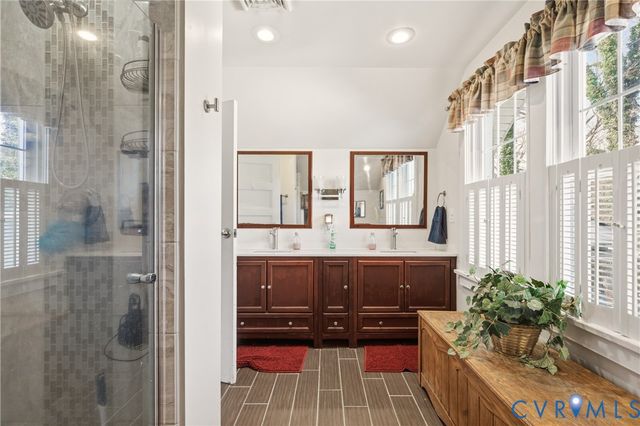 300 Thompson Ave, West Point, VA 23181