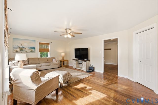 300 Thompson Ave, West Point, VA 23181