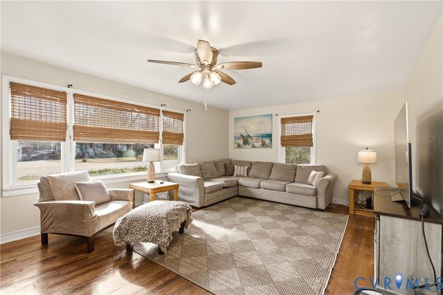 300 Thompson Ave, West Point, VA 23181