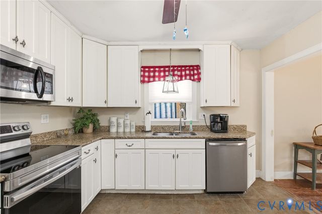 300 Thompson Ave, West Point, VA 23181