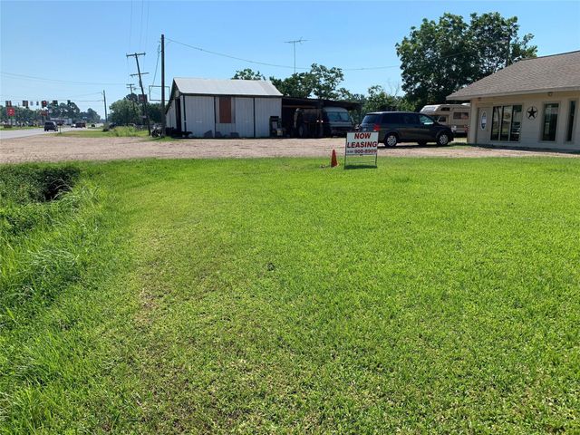 2214 N Main Street, Liberty, TX 77575