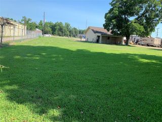 2214 N Main Street, Liberty, TX 77575