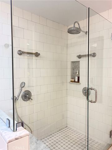 1340 Kenwood Road m7-156J, Seal Beach, CA 90740