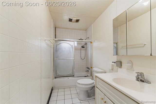 2200 Belmont Street, Hamtramck, MI 48212