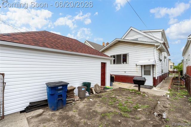 2200 Belmont Street, Hamtramck, MI 48212
