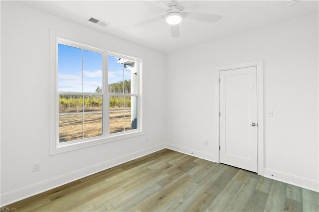 10785 Hornets Nest RD, Gloucester, VA 23061