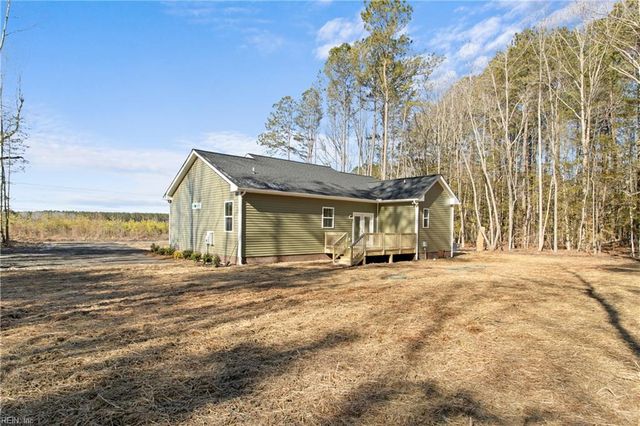 10785 Hornets Nest RD, Gloucester, VA 23061