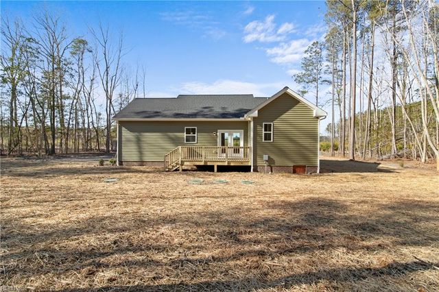 10785 Hornets Nest RD, Gloucester, VA 23061
