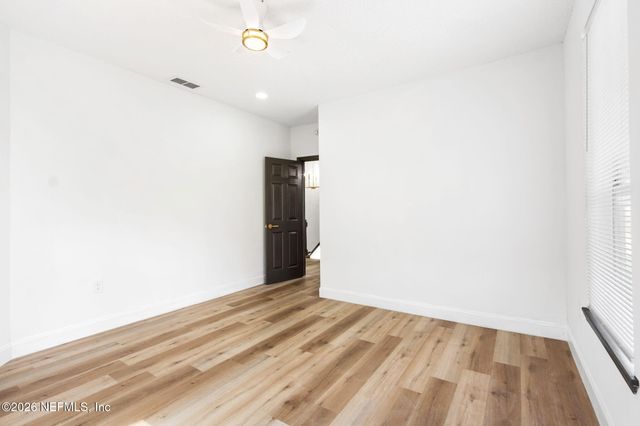 101 E 7TH Street, Jacksonville, FL 32206