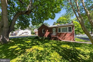 2021 HOLLY NECK, Baltimore, MD 21221