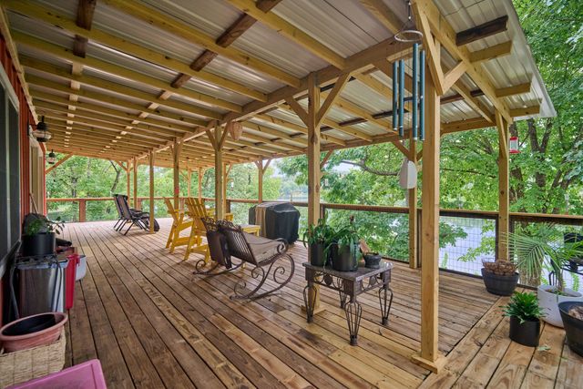 509 B Woodland Hills Rd, Hardy, AR 72542