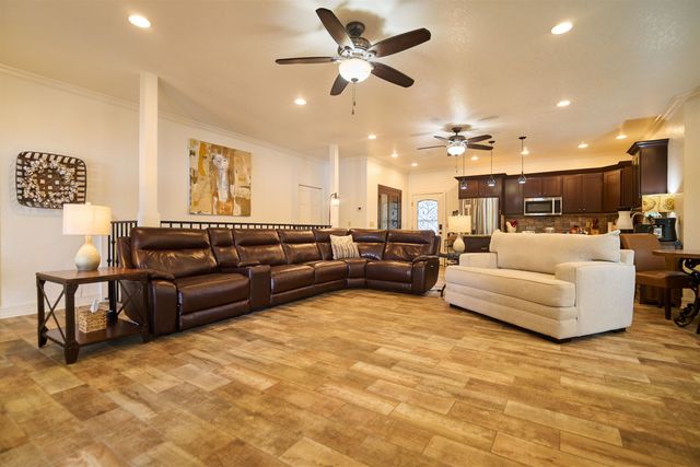 509 B Woodland Hills Rd, Hardy, AR 72542