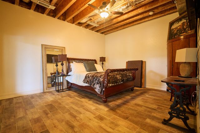 509 B Woodland Hills Rd, Hardy, AR 72542