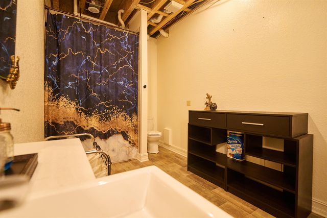 509 B Woodland Hills Rd, Hardy, AR 72542