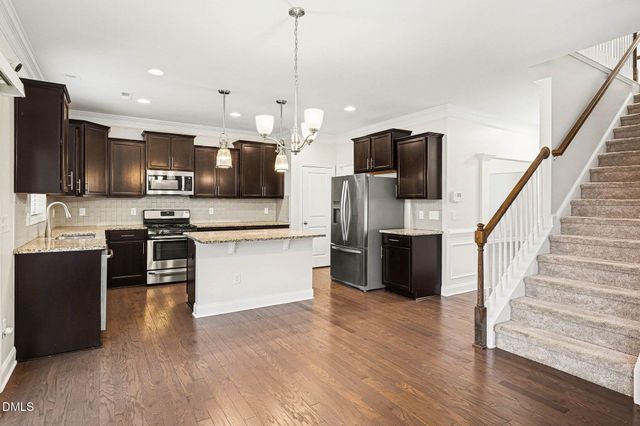 91 Stratford Lane, Clayton, NC 27527