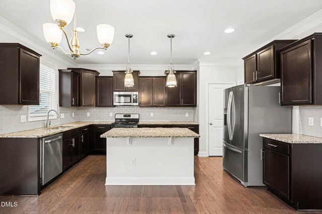 91 Stratford Lane, Clayton, NC 27527