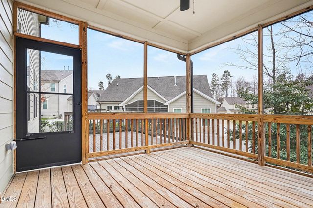 91 Stratford Lane, Clayton, NC 27527