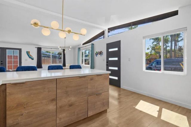 3561 Tomahawk Lane, San Diego, CA 92117