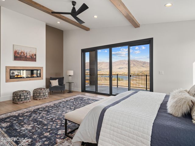 6858 E Summit Peak Circle, Huntsville, UT 84317