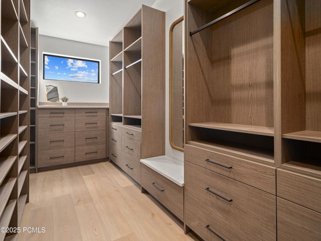 6858 E Summit Peak Circle, Huntsville, UT 84317