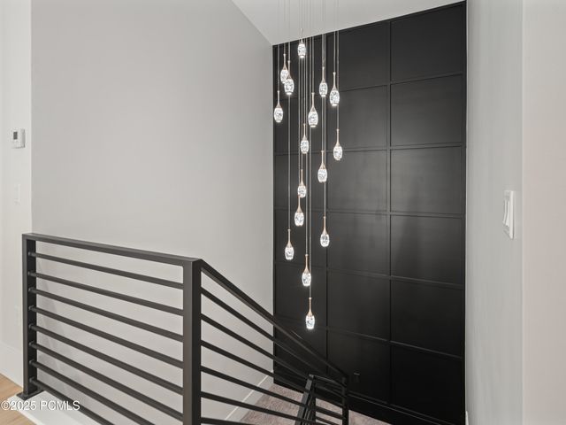 6858 E Summit Peak Circle, Huntsville, UT 84317