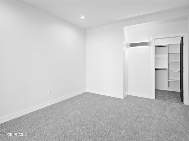 6858 E Summit Peak Circle, Huntsville, UT 84317