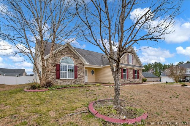 505 Collinwood Drive, Raeford, NC 28376