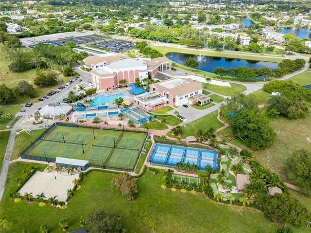 102 E Upminster E 102, Deerfield Beach, FL 33442