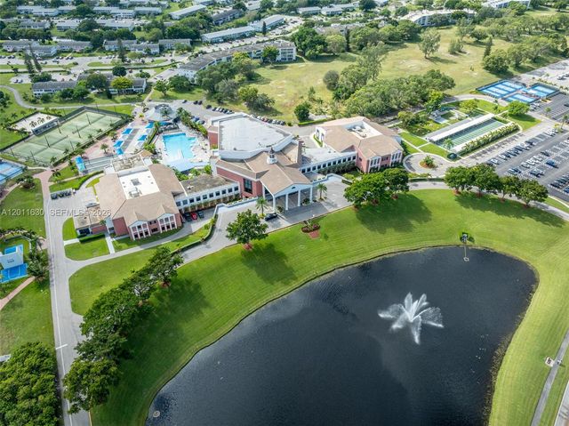 102 E Upminster E 102, Deerfield Beach, FL 33442