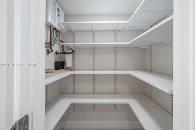 102 E Upminster E 102, Deerfield Beach, FL 33442