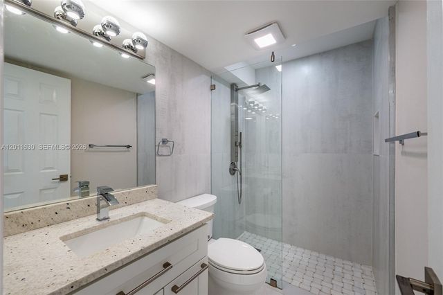 102 E Upminster E 102, Deerfield Beach, FL 33442