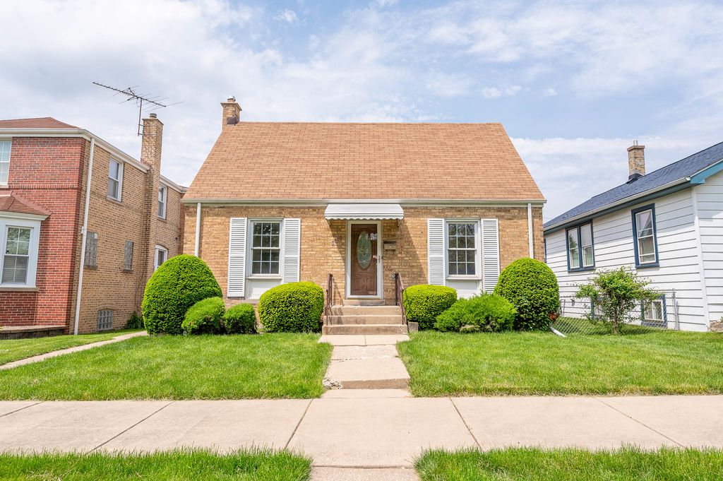 5610 N Ottawa Avenue, Chicago, IL 60631
