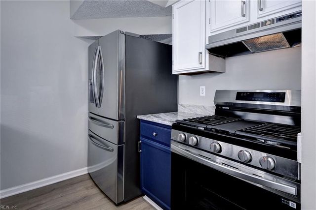 12856 Daybreak CIR, Newport News, VA 23602