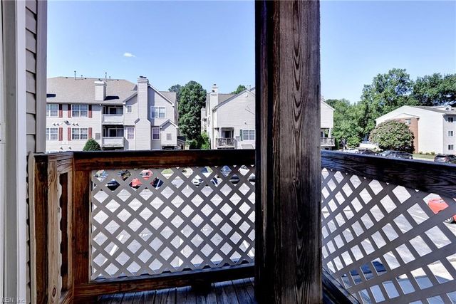 12856 Daybreak CIR, Newport News, VA 23602
