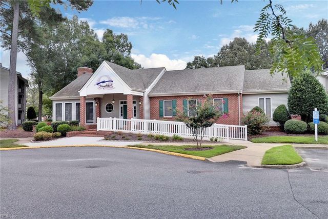 12856 Daybreak CIR, Newport News, VA 23602