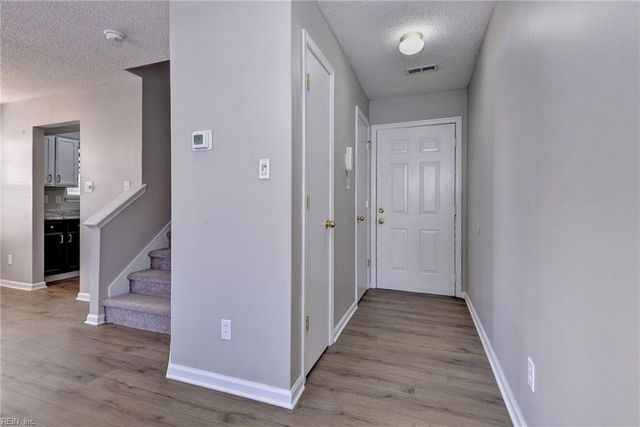 12856 Daybreak CIR, Newport News, VA 23602