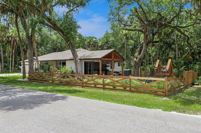 215 SUNRISE BOULEVARD, Debary, FL 32713