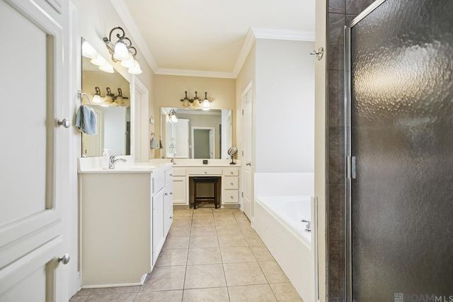 12292 Dutchtown Villa Dr, Geismar, LA 70734