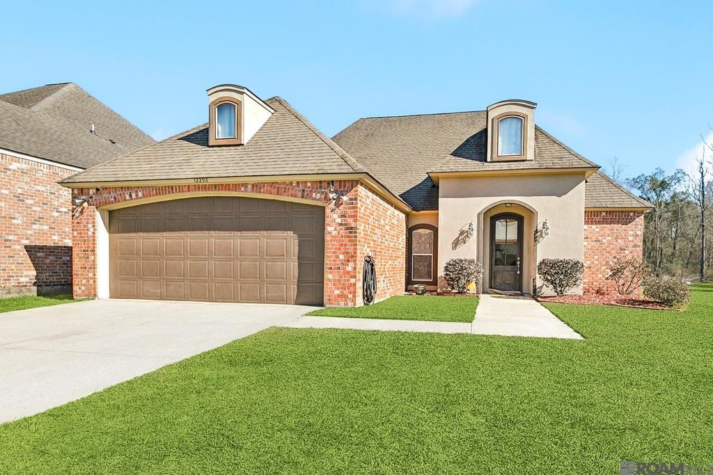 12292 Dutchtown Villa Dr, Geismar, LA 70734