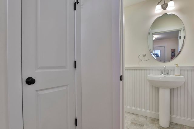 76 Grouse Run, Pelham, NH 03076